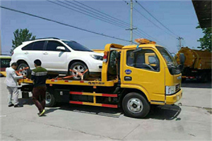 嘉鱼搭电救援车要熄火嘛